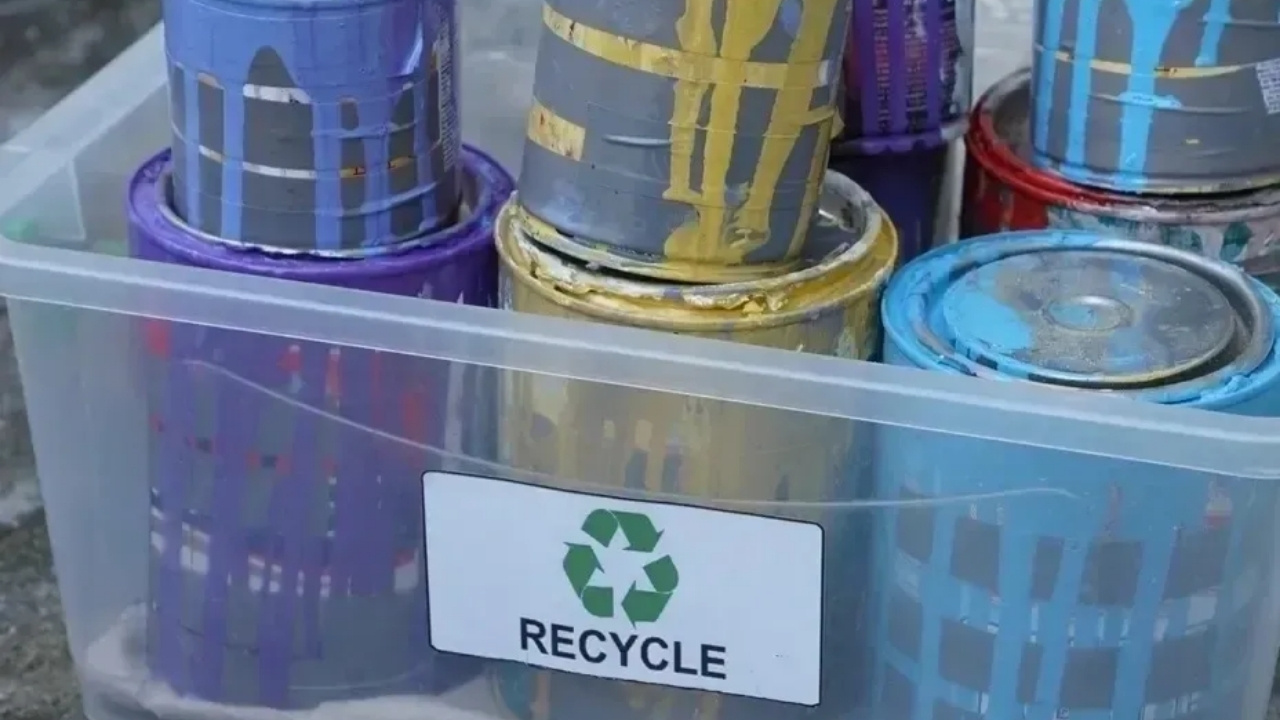 What are the tips to store hazardous materials in garage